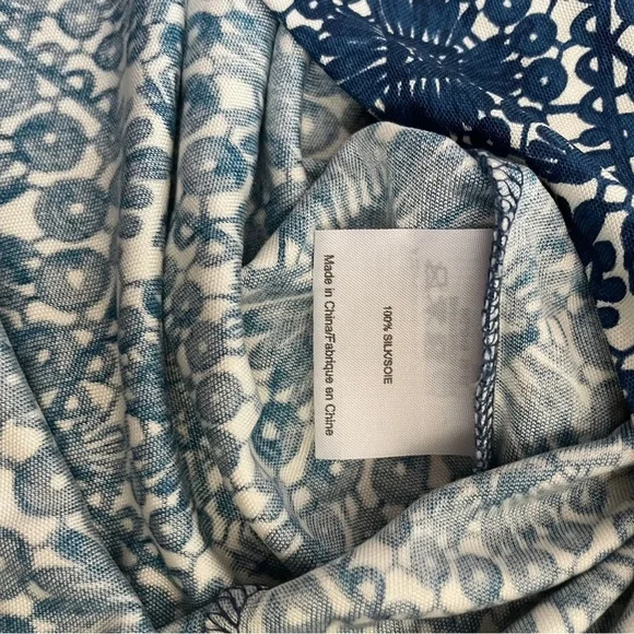 TORY Burch Women's 100% Silk Blue White Geometric Pattern Dress Size Small - Picture 12 of 12